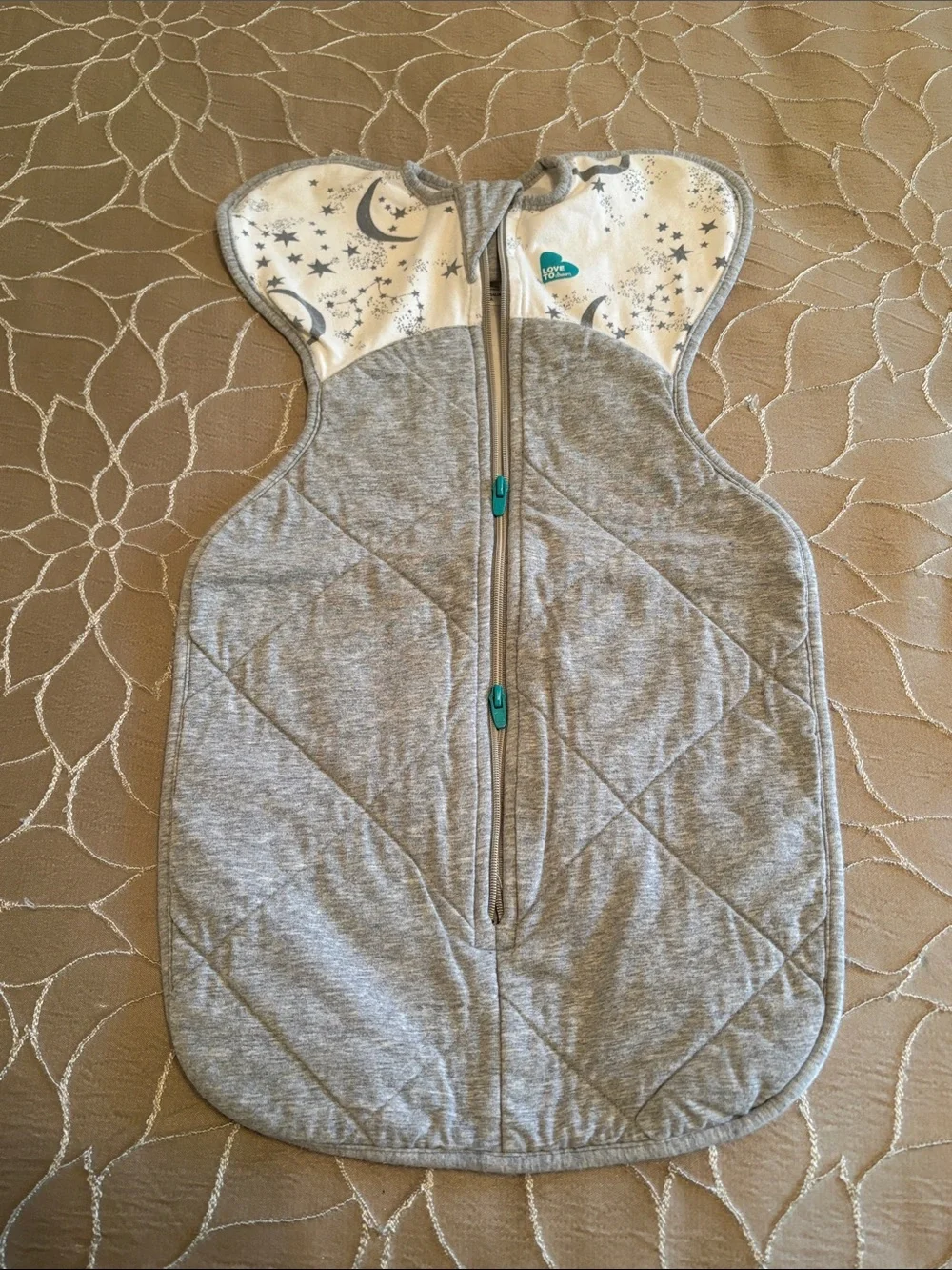 Love To Dream - Swaddle Up Warm Sleep Sack. TOG 2.5 - Newborn size